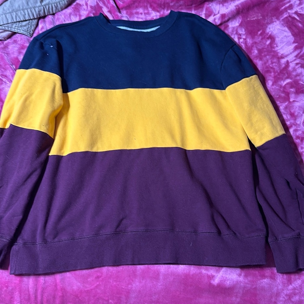 Men’s sweatshirt